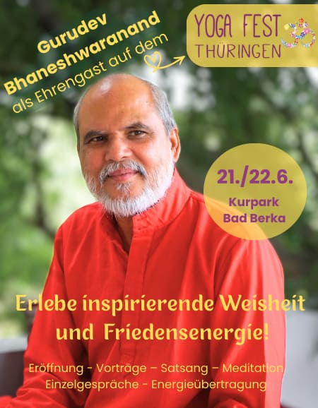 Yoga Fest Thüringen 21. & 22.06.2025 - Bad Berka 5 Guru Bhaneshwaranand führt Meditation auf dem Yoga Fest Thüringen 2025 in Bad Berka